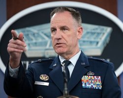 США хотят отправить в Украину надзирателей за американским оружием, — Politico