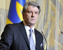 Ющенко призвал протестовать, но не на искусственных митингах