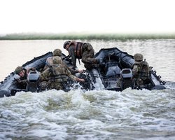 "Ми там, де сама срака": морпіх розповів про проблеми, які виникають через суміжників (відео)