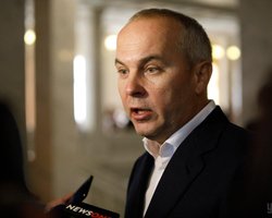 Шуфрич назвал "политическим заказом" заявление НАПК по его декларации