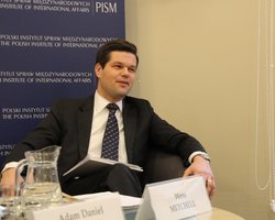 Предоставление Украине летального оружия - лишь один из возможных сценариев, - Госдеп