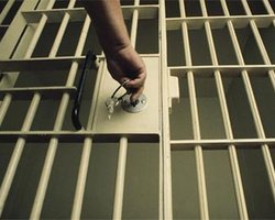 Двоих "русских шпионов" переведут в Нью-Йорк