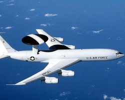 Мощный старик в рядах AWACS: что особенного в американском самолете E-3 Sentry