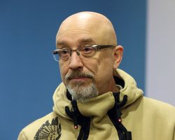 "Уже подал документы": Резников анонсировал новые кадровые изменения в Минобороны