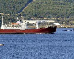 Российский военный корабль и турецкая субмарина встретились в Дарданеллах