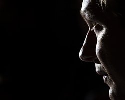 Накануне визита Обамы в Стокгольм Ассанж заявил о пропаже своего чемодана в Швеции