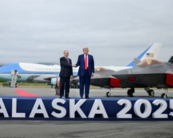 "Границы не должны меняться силой": европейские политики отреагировали на встречу Трампа и Путина