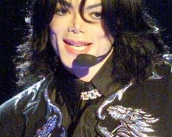 Родственникам Майкла Джексона не досталось его наследство