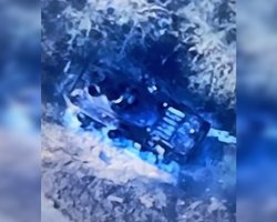 "Пачками горят": на Херсонщине под Крынками ВСУ уничтожили три БТР россиян, — "Мадяр" (видео)