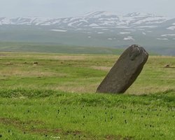 Древний культ воды оставил загадочные монументы: они древнее Стоунхенджа почти на тысячу лет (фото)