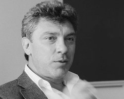 Уничтожен мемориал на месте убийства Немцова