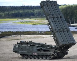 "Приходится адаптироваться": аналитик назвал приоритеты украинских ударов по объектам ВС РФ