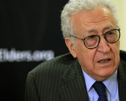 Любое военное вмешательство должно проводиться с разрешения ООН, по Сирии такого решения не существует - Брахими