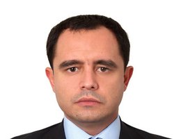 Янукович принял отставку сына Герман