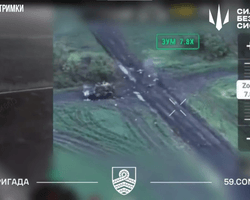 Замінували перехрестя дронами: бійці СБС підірвали мотоциклістів ЗС РФ під Покровськом (відео)