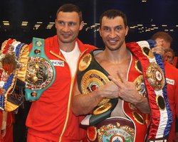 Братья Кличко отказались от 100 миллионов долларов за бой между собой