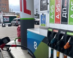 Бензин по 92 грн и дизель по 95: эксперт предупредил о подорожании топлива до конца недели