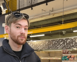 Британец приехал в Украину и не поверил своим глазам, когда зашел в супермаркет (фото)