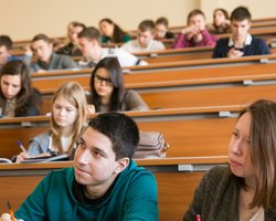 Мобилизация в Украине: сколько аспирантов отчислили за последние 2 года, — политик (видео)