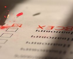 Опрос: кандидат "против всех" пользуется рекордной популярностью