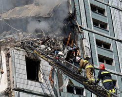 "РФ вдарила ракетами Х-101 та Х-555": у ЗСУ розповіли про обстріл Умані та Миколаєва (відео)