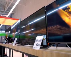 Який недорогий телевізор вибрати: названо топ 3 бюджетних бренди з високою якістю