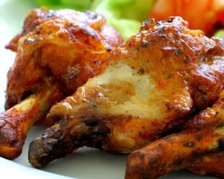 Отравившиеся курицей могут получить по 15 тыс. грн компенсации