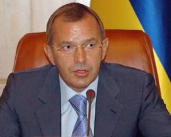 Клюев поручил усилить контроль за уборкой урожая