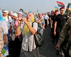 "Крестный ход" остановлен, его участники завтра будут передвигаться по Киеву на автобусах, – МВД