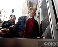 The Times: Ющенко оставил Украине возможность улыбаться