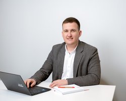 "Если Россия снова пойдет на Киев, мы уже готовы". Интервью с операционным директором "Новой пошты" Евгением Тафийчуком