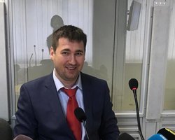 Янукович снова остался без адвоката