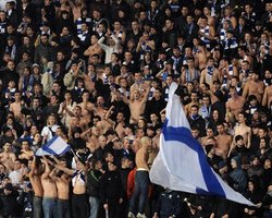 Януковича освистали на стадионе в Киеве