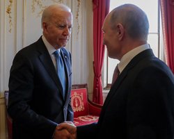 Байден готовий провести нову зустріч щодо України з Путіним за однієї умови