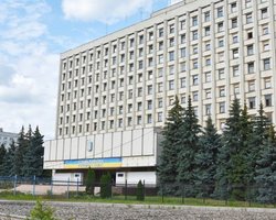 Центризбирком назвал победителей выборов мэра в Ужгороде, Славянске и Бердянске