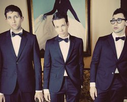 На церемонии Грэмми названа лучшая песня года