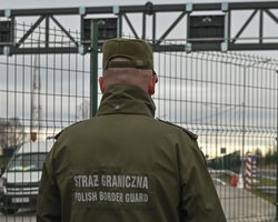 Блокада українського кордону: перевізники пішли на компроміс, — уряд Польщі