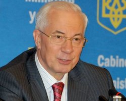 Азаров: налогово-бюджетную коллизию решит мудрый парламент