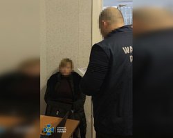 Помогала с псевдореферндумом: в Харьковской области задержали "руководительницу ВГА"