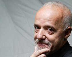 Пауло Коэльо назвал один из лучших романов ХХ века вредным для литературы