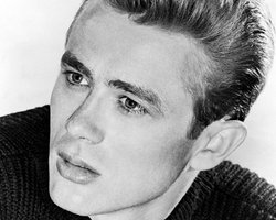 Звезда саги Сумерки сыграет в фильме о величайшем актере всех времен