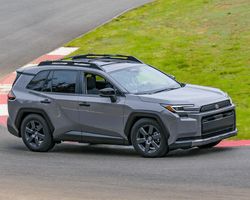 Выглядят, как простые панели: Toyota RAV4 получила новую опцию