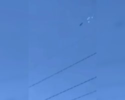 "Редкие кадры": ВС РФ атаковали Украину модернизированными ракетами X-101 (видео)