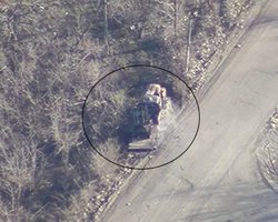 Под Харьковом FPV уничтожил гибрид тягача РФ с ракетами для атак на подлодки (фото, видео)