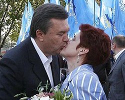 Янукович нашел еще одну   женщину