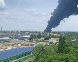 Взрыв на нефтебазе в Воронеже: OSINT-еры получили спутниковые фотографии руин (фото)