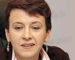 Забужко: аплодирую Шкляру стоя