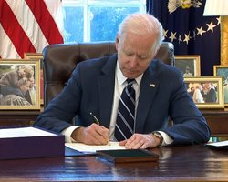 США готовятся ввести санкции против поставщиков технологий для армии РФ, — WSJ