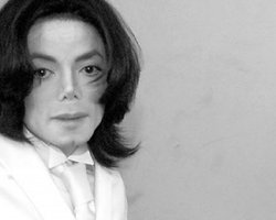 Майкл Джексон награжден посмертно четырьмя премиями American Music Awards