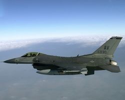 Турция сбила военный самолет на границе с Сирией